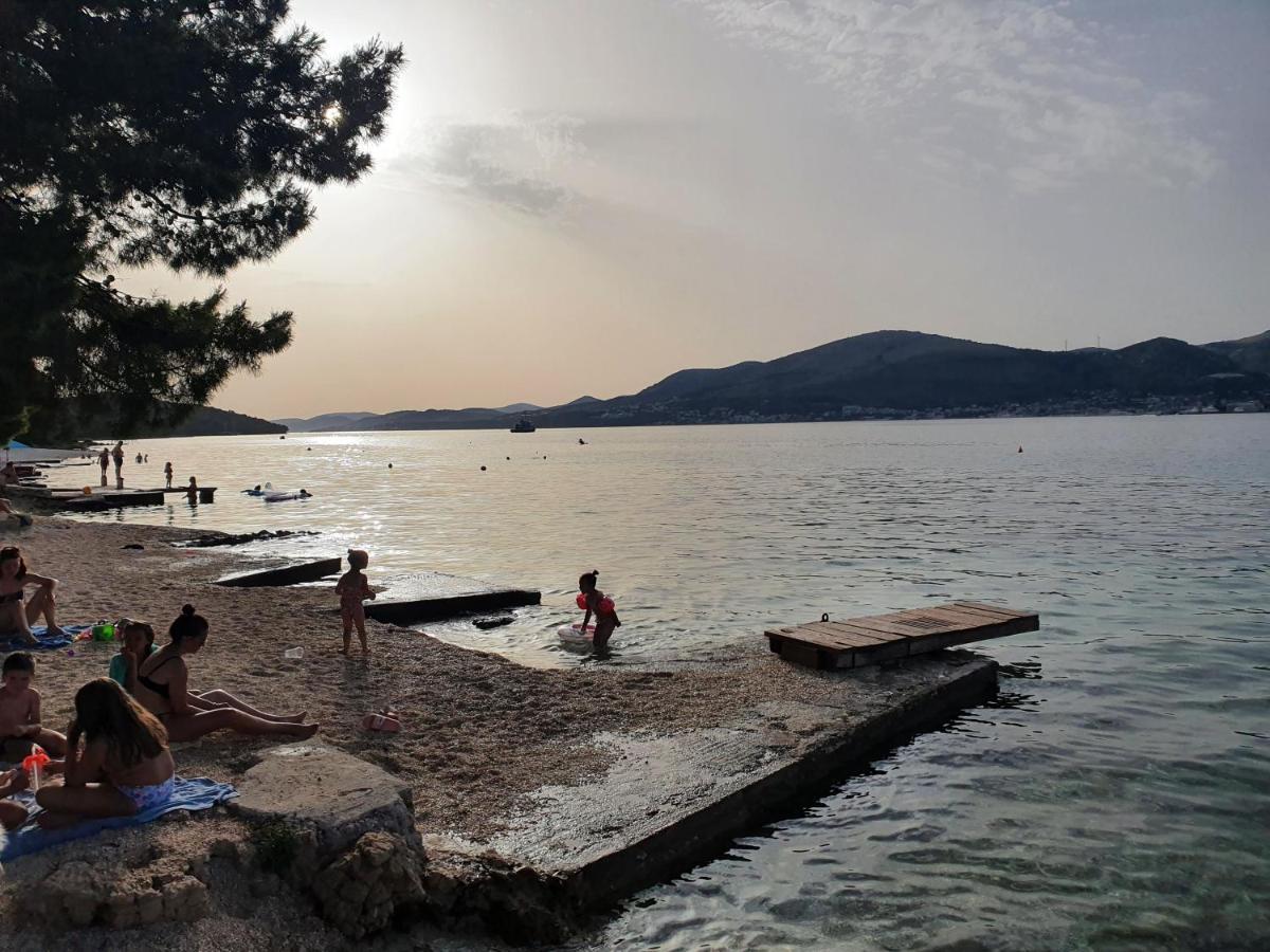 Apartman Tamara Trogir Exterior foto